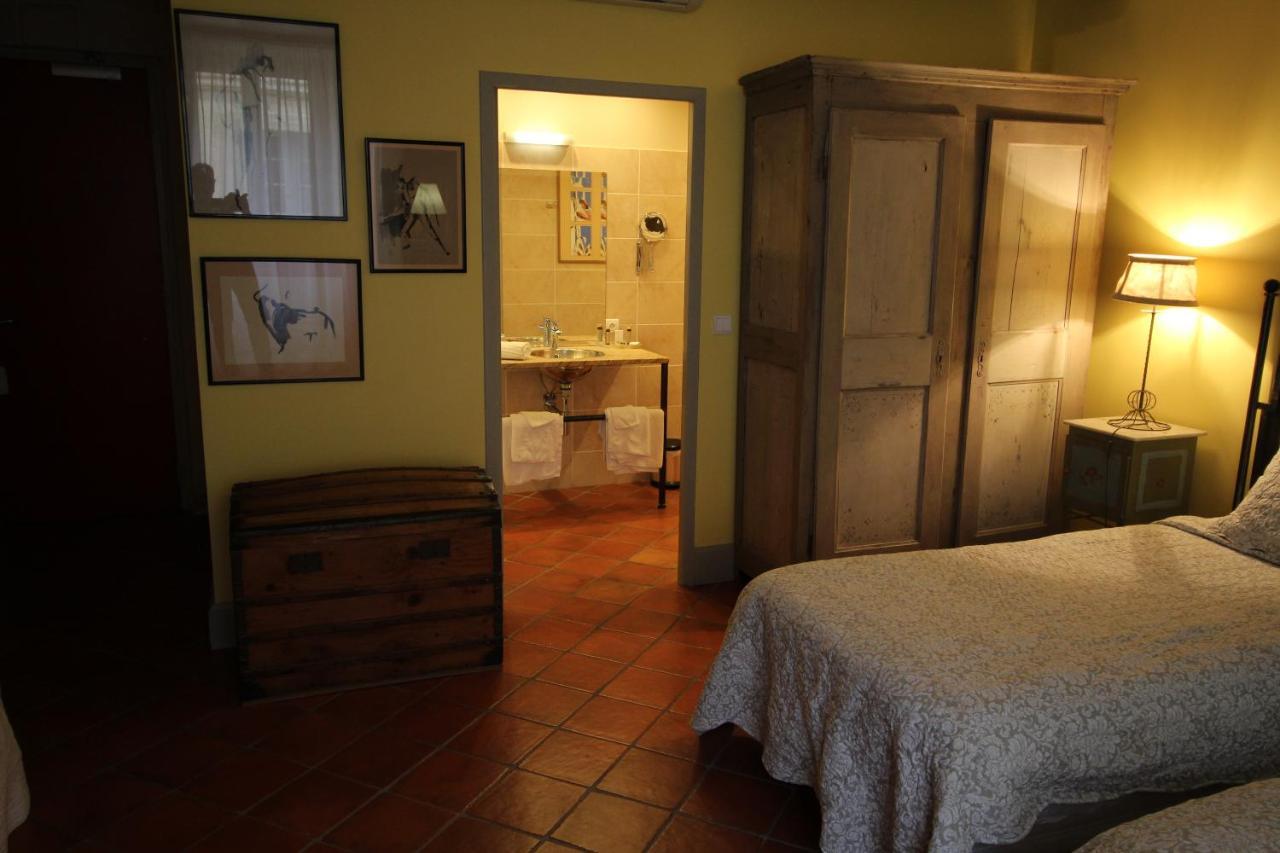 La Parenthese Hostellerie Provencale Uzès Exterior foto